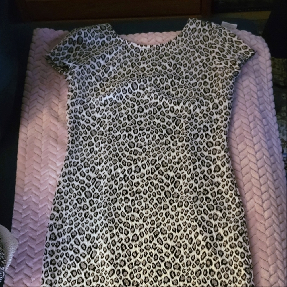 Leopard Printed BodyCon Midi Dress